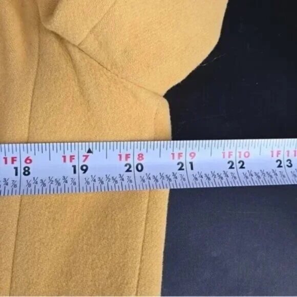 Burberry Wool & Cashmere Mustard Yellow Double-Breasted Blazer. Size 12. - Picture 4 of 14